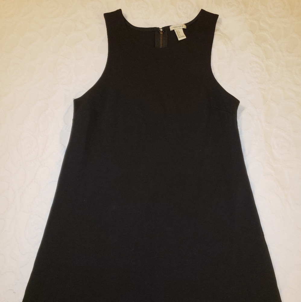 FOREVER 21 • Little Black Dress